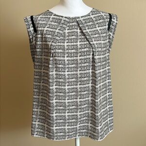 Eva Longoria sleeveless blouse